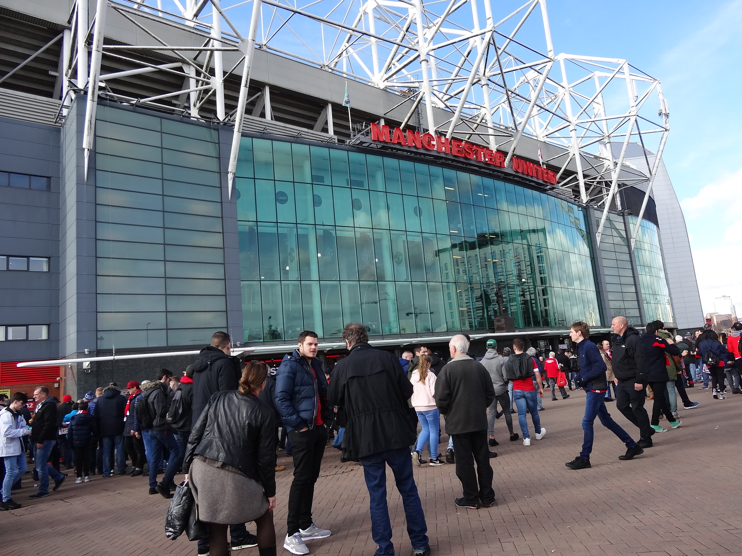 誕生日サプライズ】 マンチェスターユナイテッドVIP観戦 観戦編 | 海外