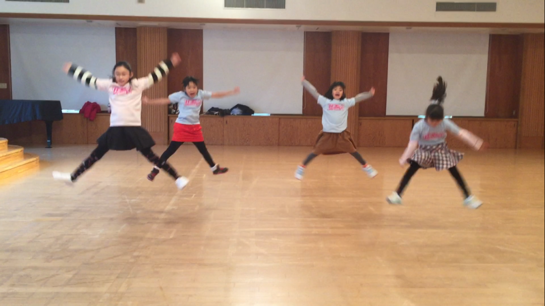 1月 LOICX☆チアダンススクール くずはローズ幼稚園 冬休みにクロスフロアを練習！！