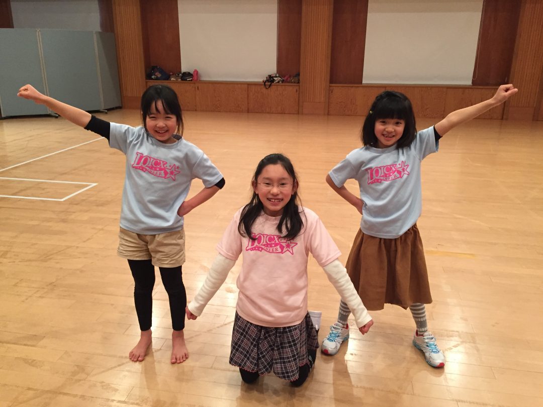 2月 LOICX☆チアダンススクール くずはローズ幼稚園 チームワーク