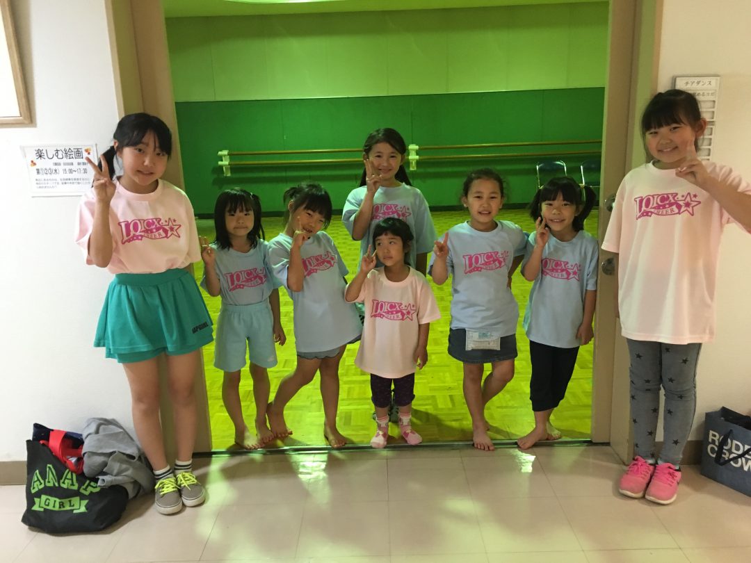 6月の横浜若葉台教室 幼児クラス 姿勢ばっちり 小学生クラス チアリーダーらしく 海外でのスポーツ観戦 体験 トライアウト ウェディングはwsc